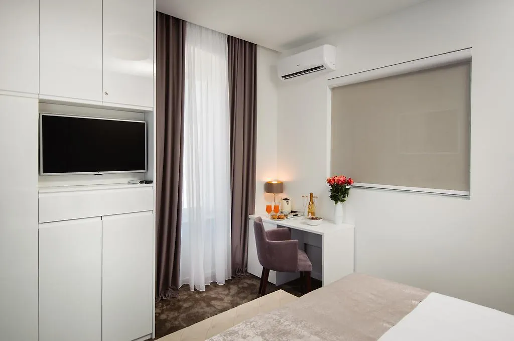 Dream Luxury Rooms Split Guest house