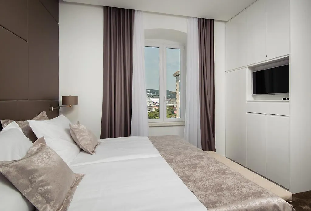 Dream Luxury Rooms Split Guest house
